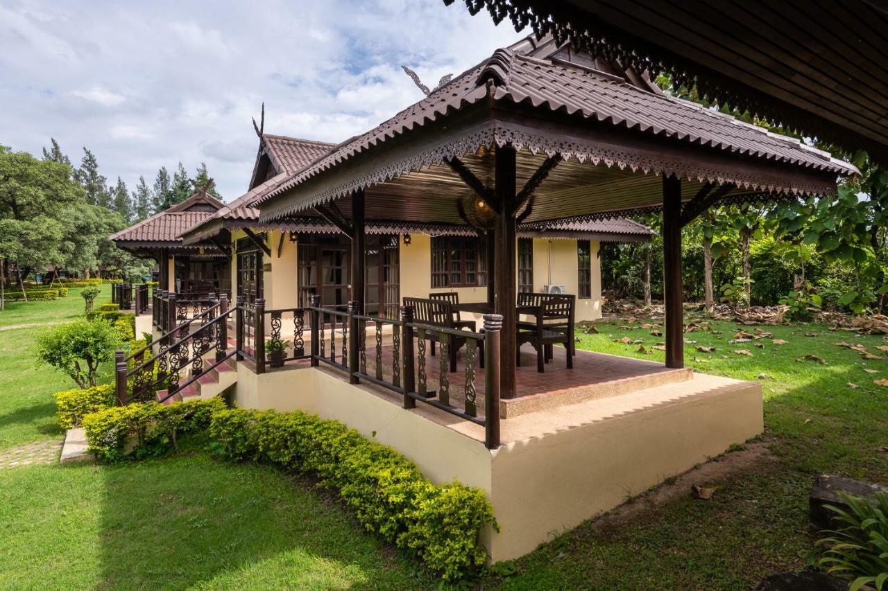 Doi Inthanon Riverside Resort Chom Thong Exterior photo